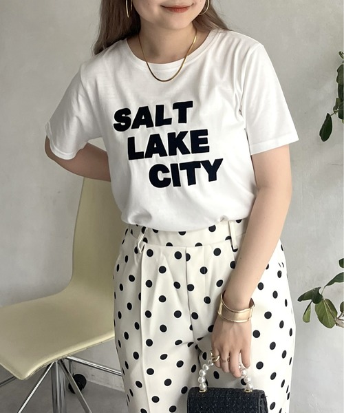 prose verse（プロズヴェール）の「フロッキーロゴTシャツ（Tシャツ/カットソー・レディース・チャコール/オフホワイト・ﾌﾘ-）」の8枚目の写真