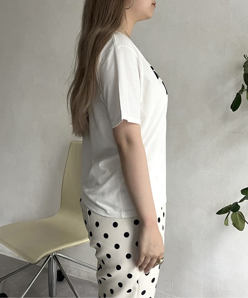 prose verse（プロズヴェール）の「フロッキーロゴTシャツ（Tシャツ/カットソー・レディース・チャコール/オフホワイト・ﾌﾘ-）」の15枚目の写真