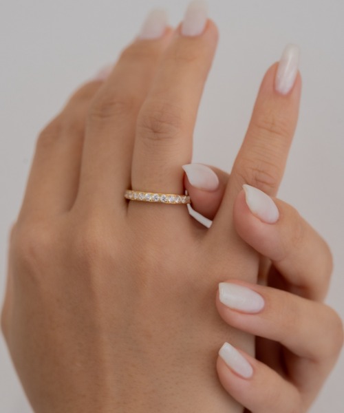 ebine(エビネ)の「2mm Full Eternity Ring 金属アレルギー対応 サージカルステンレス(リング・レディース・ピンク/ゴールド/シルバー・9号/7号/13号/11号/16号)」の3枚目の写真