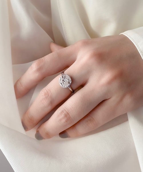 tone(トーン)の「【ECRu.】full moon ring/ムーン リング(リング・レディース・シルバー/ゴールド・#9/#11/#13)」の6枚目の写真