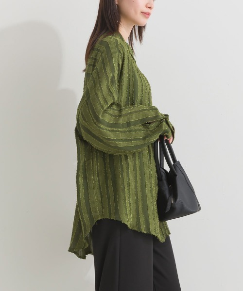 terrace(テラス)の「フリンジヴィンテージシャツ(シャツ/ブラウス・レディース・ブラック/オフホワイト/ワインレッド/カーキ・MEDIUM)」の11枚目の写真