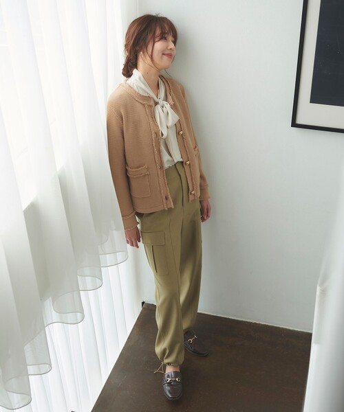 Feroux（フェルゥ）の「【ONWARD CROSSET MAG掲載】ツイードライクニット ジャケット（カーディガン/ボレロ・レディース・ブラック系/ベージュ系/アイボリー系・F）」の8枚目の写真