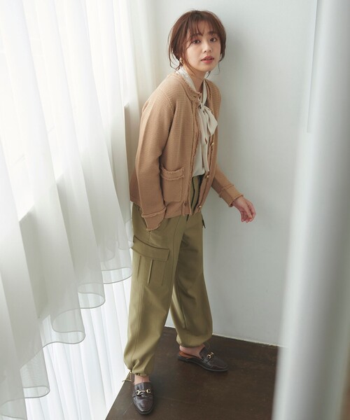 Feroux（フェルゥ）の「【ONWARD CROSSET MAG掲載】ツイードライクニット ジャケット（カーディガン/ボレロ・レディース・ブラック系/ベージュ系/アイボリー系・F）」の9枚目の写真