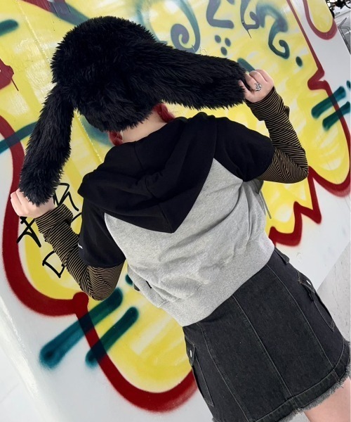 XU（エックスユー）の「ストリートファッション XU エックスユー rabbit ear fur cap うさ耳帽子 ファー帽子 モコモコ帽子（ニットキャップ/ビーニー・レディース・ホワイト/ブラック・ONE SIZE）」の11枚目の写真