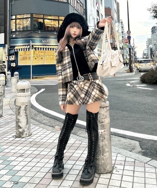 XU（エックスユー）の「ストリートファッション XU エックスユー rabbit ear fur cap うさ耳帽子 ファー帽子 モコモコ帽子（ニットキャップ/ビーニー・レディース・ホワイト/ブラック・ONE SIZE）」の15枚目の写真