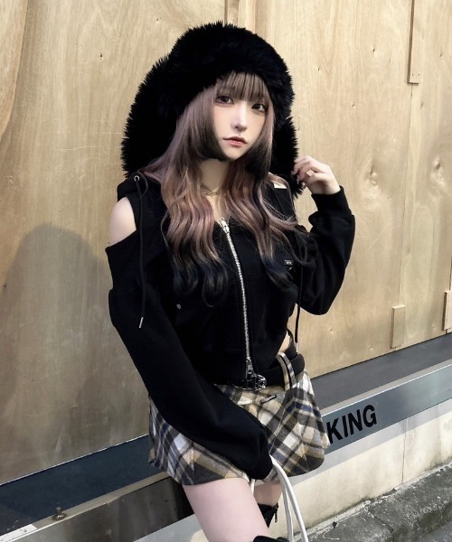 XU（エックスユー）の「ストリートファッション XU エックスユー rabbit ear fur cap うさ耳帽子 ファー帽子 モコモコ帽子（ニットキャップ/ビーニー・レディース・ホワイト/ブラック・ONE SIZE）」の18枚目の写真