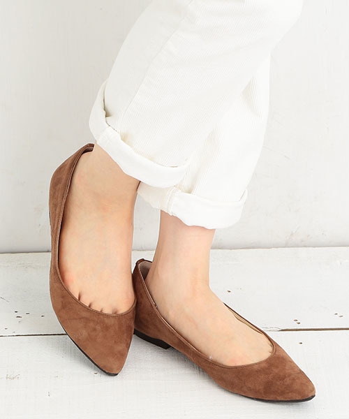 B:MING by BEAMS（ビーミングバイビームス）の「【VERY5月号掲載】ビーミング by ビームス / ポインテッドカッターパンプス（パンプス・レディース・ブラウン系その他/ブラック/ブルー/パイソン/ベージュ系その他・23.0cm/25.0cm/24.0cm/22.5cm/23.5cm/24.5cm）」の17枚目の写真