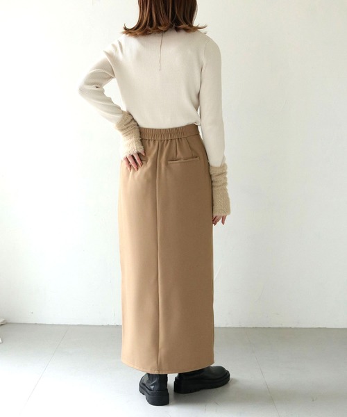 HER CLOSET(ハークローゼット)の「【vingtrois】袖シャギー切替リブニット(ニット/セーター・レディース・モカ/アイボリー/ブラック/チャコールグレー/カーキ・M)」の15枚目の写真