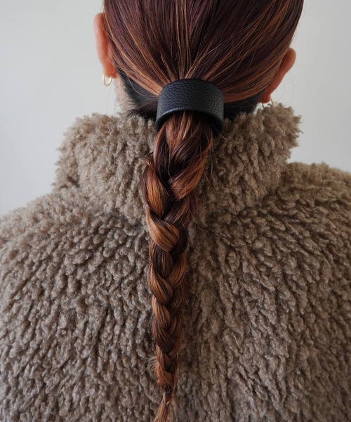 セール】簡単 巻きつけ クラップ フェイクレザーヘアカフ / フェイク