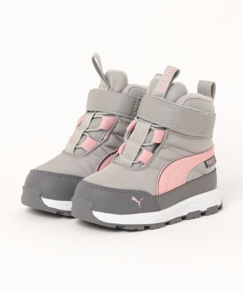 PUMA（プーマ）の「《PUMA》プーマ エボルブ ブーツ ピュアテックス AC+イ（ブーツ・キッズ・グレー/ブラック/グレー×ピンク・15.0cm/16.0cm/14.0cm/13.0cm）」の3枚目の写真