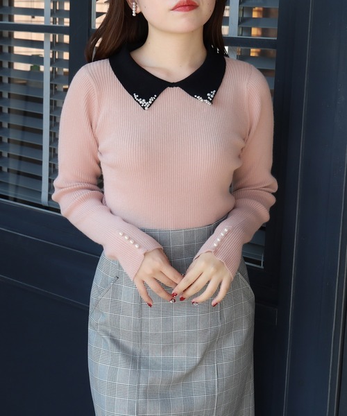 ASTORIA ODIER(アストリアオディール)の「ビジュー付配色衿ニット(ニット/セーター・レディース・ブラック/アイボリー/ピンクベージュ・MEDIUM)」の22枚目の写真