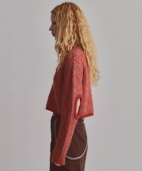 led.tokyo(レッドトウキョウ)の「【led.tokyo】ELBOW HOLE BOUCLE KNIT(ニット/セーター・レディース・レッド/ブルー・2)」の6枚目の写真