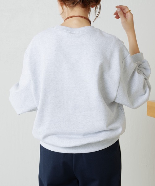 COLLAGE GALLARDAGALANTE(コラージュガリャルダガランテ)の「サークルロゴスウェット(スウェット・レディース・ライトグレー/オレンジ・FREE)」の3枚目の写真