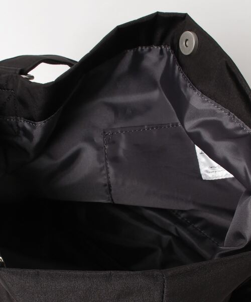 Legato Largo(レガートラルゴ)の「Legato Largo ドロストバッグ A4ショルダーバッグ(ショルダーバッグ・レディース・ブラック/グレー/アイボリー・FREE)」の8枚目の写真