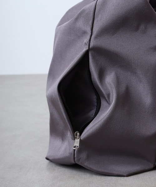 Legato Largo(レガートラルゴ)の「Legato Largo ドロストバッグ A4ショルダーバッグ(ショルダーバッグ・レディース・ブラック/グレー/アイボリー・FREE)」の21枚目の写真