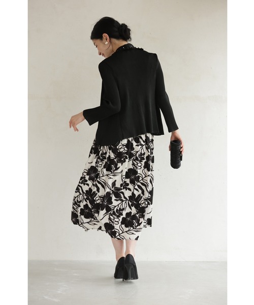 黒）アコーディオンプリーツカーディガンと花柄ワンピースの2点セット