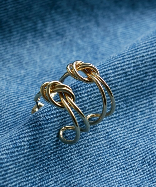 CIAOPANIC TYPY（チャオパニックティピー）の「【 lil/リル】ノットメタルフープピアス（ピアス（両耳用）・レディース・シルバー/ゴールド・ONE SIZE）」の6枚目の写真