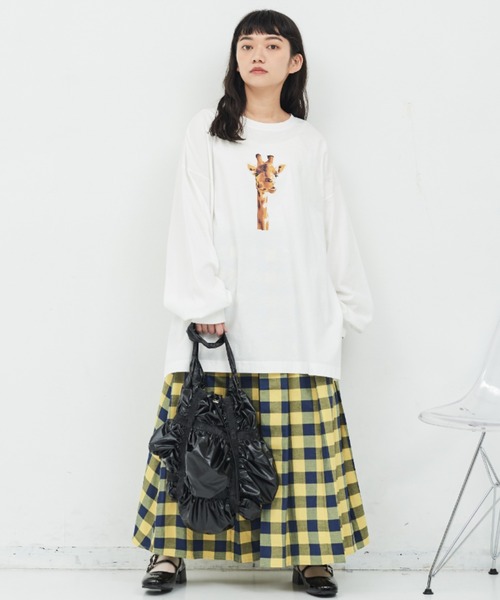 MERLOT（メルロー）の「きりんプリントロンT（Tシャツ/カットソー・レディース・ブラック/ホワイト・FREE）」の7枚目の写真
