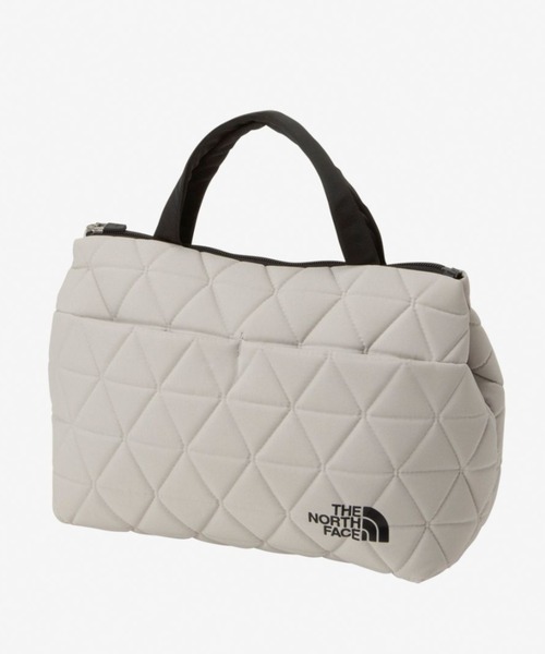 THE NORTH FACE(ザノースフェイス)の「THE NORTH FACE/ザ・ノース・フェイス トートバッグ ジオフェイスボックストート Geoface Box Tote NM32355(トートバッグ・メンズ・ブラック/グレイッシュベージュ/ストーン/カーキ/アーミー/アイボリー/スモークピンク/ブルーグレー・FREE)」の2枚目の写真