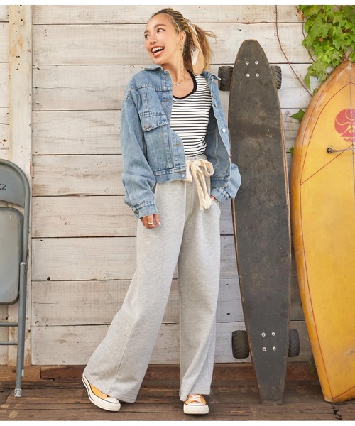 anap mimpi（アナップミンピ）の「ボーダー Uネック 長袖 ラウンドヘム カットソー（Tシャツ/カットソー・レディース・ブラック/ホワイト・FREE）」の10枚目の写真