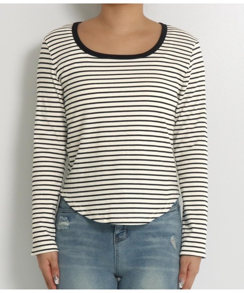 anap mimpi（アナップミンピ）の「ボーダー Uネック 長袖 ラウンドヘム カットソー（Tシャツ/カットソー・レディース・ブラック/ホワイト・FREE）」の5枚目の写真