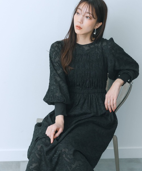 HEYUMM（ヘユム）の「ウエストマークシャーリングワンピース（ワンピース・レディース・ベージュ/アイボリー/ブラック・ONE/S）」の9枚目の写真