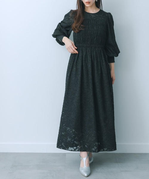 HEYUMM（ヘユム）の「ウエストマークシャーリングワンピース（ワンピース・レディース・ベージュ/アイボリー/ブラック・ONE/S）」の14枚目の写真