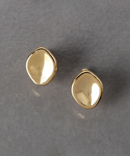 UNITED ARROWS（ユナイテッドアローズ）の「OGN サークル イヤリング（イヤリング・レディース・シルバー/ゴールド・FREE）」の2枚目の写真