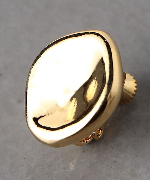 UNITED ARROWS（ユナイテッドアローズ）の「OGN サークル イヤリング（イヤリング・レディース・シルバー/ゴールド・FREE）」の6枚目の写真