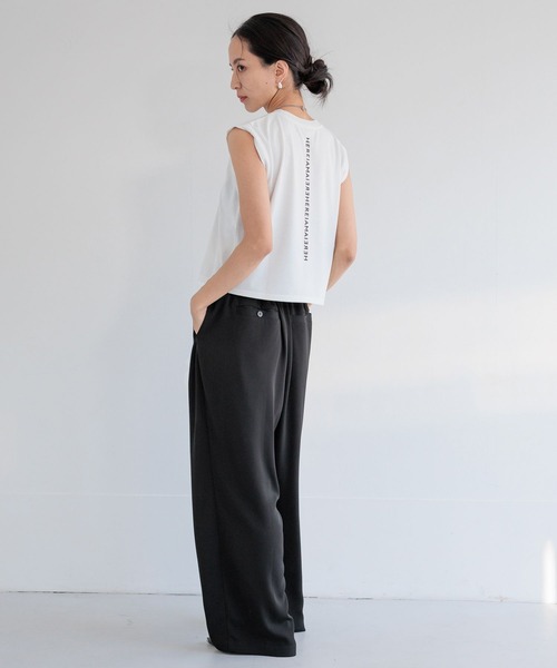 HEREIAM（ヘレイアム）の「【HEREIAM】吸水速乾／ミラーロゴショートプルオーバー（Tシャツ/カットソー・レディース・ホワイト×ゴールド/ブラック×シルバー/ブラック/ホワイト/ライム・SMALL/MEDIUM）」の7枚目の写真