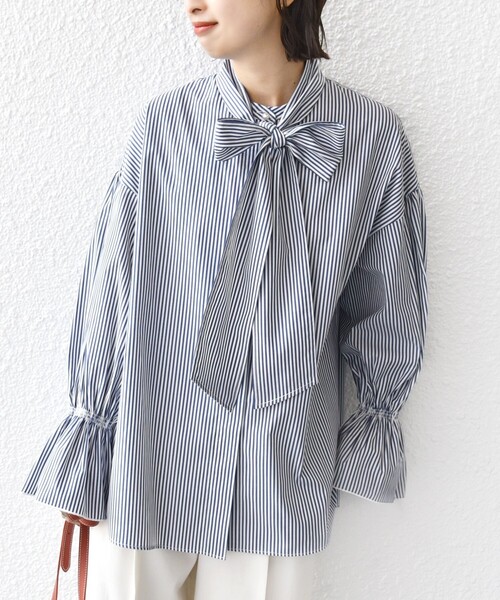 SHIPS(シップス)の「*〈手洗い可能〉ストライプ 2WAY ボウタイ シャツ◇(シャツ/ブラウス・レディース・ネイビー/ブルー/ピンク系・ONE SIZE)」の10枚目の写真