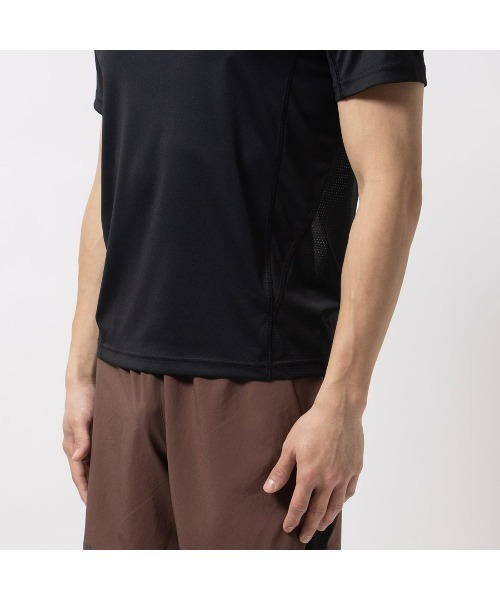Reebok(リーボック)の「ランニング スピートウィック Tシャツ / RUNNING SS SPEEDWICK TEE(Tシャツ/カットソー・メンズ・ブラック/ライトブルー・LARGE/MEDIUM/SMALL/XX-LARGE/X-LARGE)」の7枚目の写真