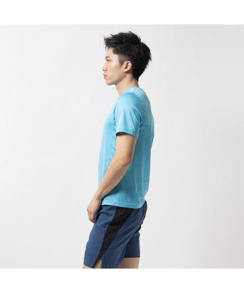 Reebok(リーボック)の「ランニング スピートウィック Tシャツ / RUNNING SS SPEEDWICK TEE(Tシャツ/カットソー・メンズ・ブラック/ライトブルー・LARGE/MEDIUM/SMALL/XX-LARGE/X-LARGE)」の10枚目の写真