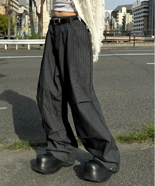 Chikashitsu +】snap button hickory stripe pants（デニム