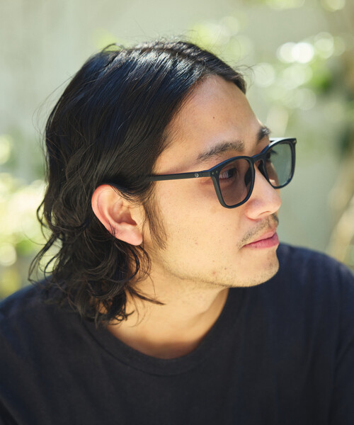 IZIPIZI（イジピジ）の「IZIPIZI/イジピジ #E LIGHT SUN / UVカット ファッション用グラス（サングラス・レディース・ベージュ/ブラウン/ブラック・ONE SIZE）」の2枚目の写真