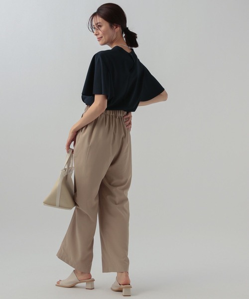 Elura（エルーラ）の「サラサラサマー袖フリルブラウス（シャツ/ブラウス・レディース・ホワイト/ダークネイビー/ブラック/ブラック系その他・MEDIUM/LARGE）」の18枚目の写真