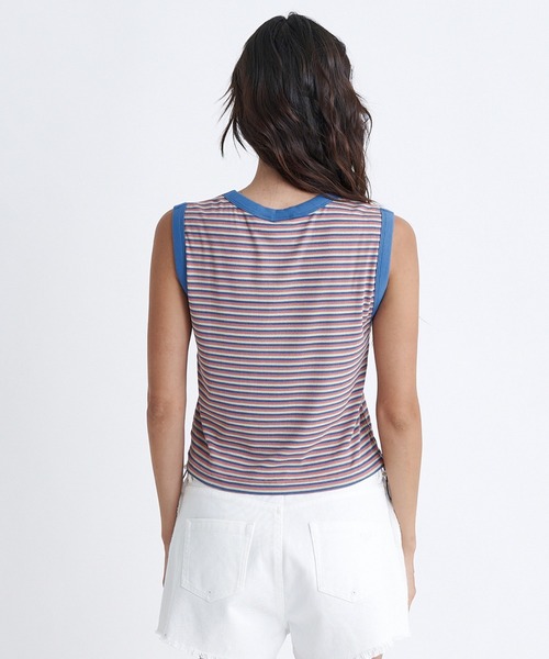 ROXY(ロキシー)の「OCEANO S/L TEE/ロキシーノースリーブ2WAYワンポイントロゴドローコード付きTシャツ(Tシャツ/カットソー・レディース・マルチ/ブラック/ホワイト・LARGE/MEDIUM/SMALL)」の17枚目の写真