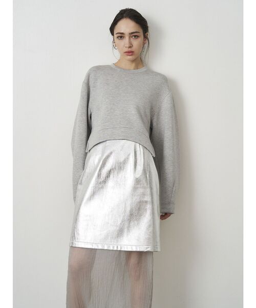 ELENDEEK(エレンディーク)の「タックヘムクロップドカットソー(Tシャツ/カットソー・レディース・グレー/オフホワイト/ブラック・FREE)」の5枚目の写真