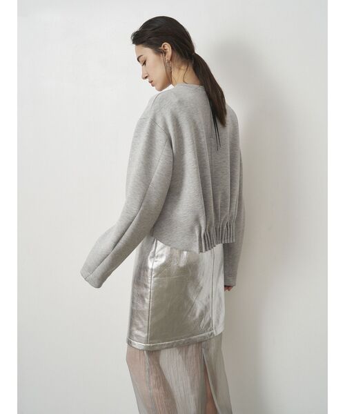 ELENDEEK(エレンディーク)の「タックヘムクロップドカットソー(Tシャツ/カットソー・レディース・グレー/オフホワイト/ブラック・FREE)」の6枚目の写真