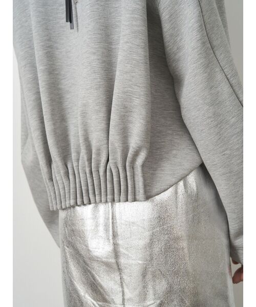 ELENDEEK(エレンディーク)の「タックヘムクロップドカットソー(Tシャツ/カットソー・レディース・グレー/オフホワイト/ブラック・FREE)」の12枚目の写真