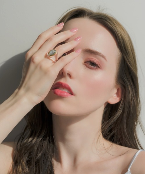 muku(ムク)の「金属アレルギー対応 アイスストーンリング(リング・レディース・ゴールド/ブルー・13)」の7枚目の写真