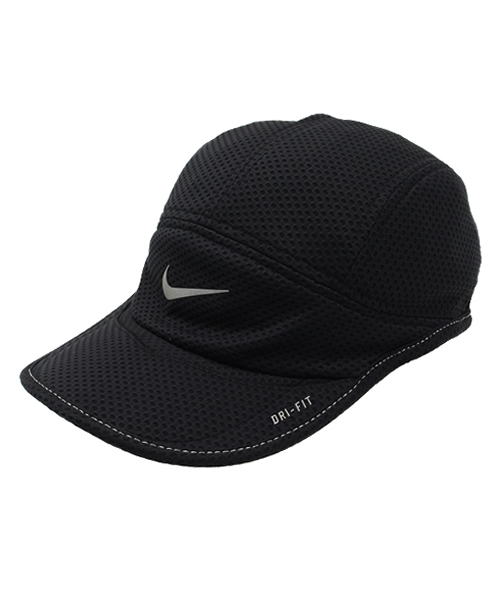 NIKE SPORTSWEAR（ナイキスポーツウェアー）の「NIKE