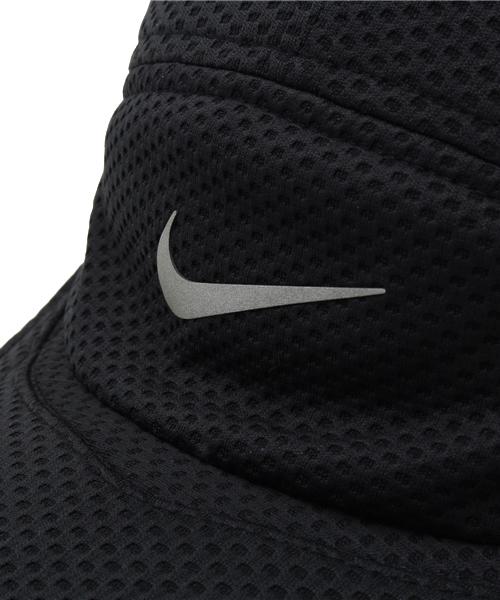NIKE SPORTSWEAR(ナイキスポーツウェアー)の「NIKE: ランニング メッシュキャップ(キャップ・メンズ・ホワイト/ブラック・ONE SIZE)」の11枚目の写真
