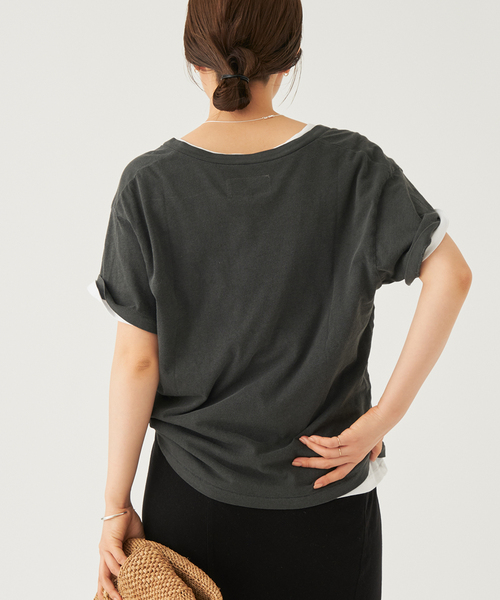 plage(プラージュ)の「THE GREAT./ザ グレイト THE V/NECK Tシャツ(Tシャツ/カットソー・レディース・スミクロ/ホワイト・FREE)」の7枚目の写真