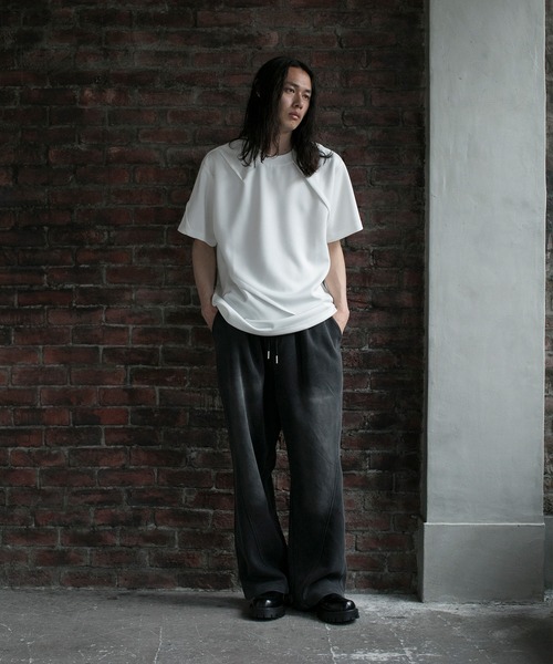 aimoha（アイモハ）の「【aimoha neo】DOUBLE-SIDED AIR FABRIC DECORATION DARTS TEE（サイズ0.1.2.3） (SS)（Tシャツ/カットソー・メンズ・グレー/ブラック/ホワイト・0/1/2/3）」の10枚目の写真