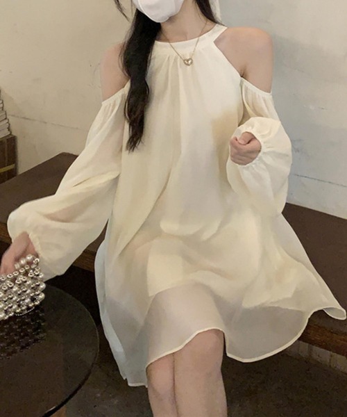 セール】オフショルダー バック紐リボン シフォンワンピース