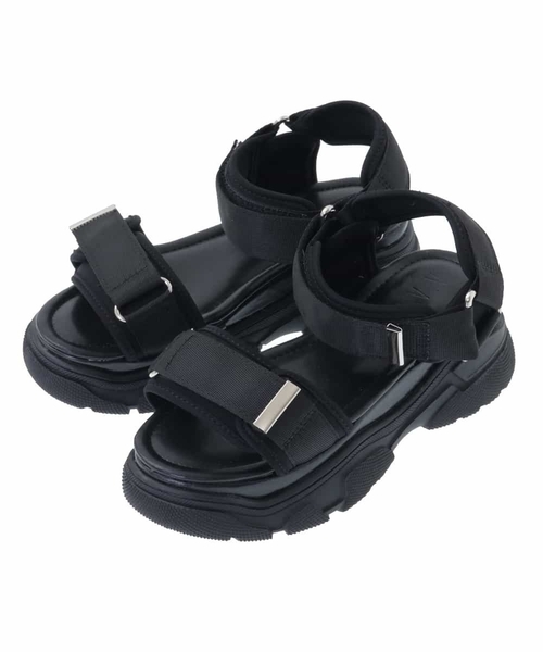 a.v.v（アーヴェヴェ）の「[20-23cm][クッションインソール][マジックテープで簡単]厚底スポサン（サンダル・キッズ・ブラック/アイボリー・20/21/23/22）」の19枚目の写真