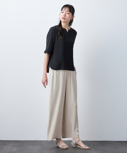 A/C DESIGN BY ALPHA CUBIC(エーシーデザインバイアルファキュービック)の「【接触冷感・UVカット・洗濯可能】ワイドパンツ(スラックス・レディース・ベージュ/ブルー/ブラック・70/64/67/61)」の16枚目の写真