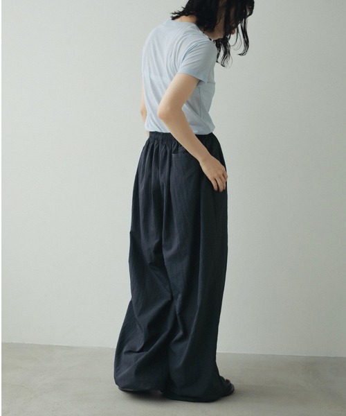 anuke(アンヌーク)の「Sheer Slub T-shirts(Tシャツ/カットソー・レディース・ホワイト/ブラック/ブルー系その他/サックスブルー・FREE)」の13枚目の写真