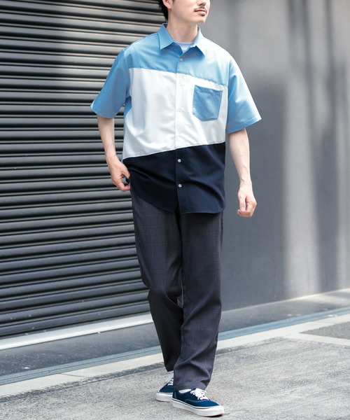 ITEMS URBANRESEARCH(アイテムズ アーバンリサーチ)の「Diagonal Switch 半袖シャツ(シャツ/ブラウス・メンズ・ホワイト/ブルー/グレー・LARGE/MEDIUM)」の18枚目の写真